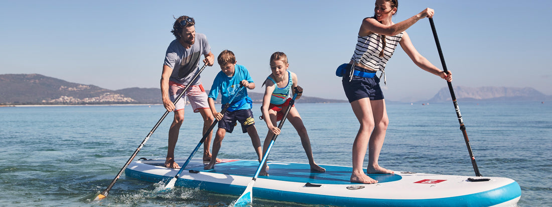 Group SUP paddling