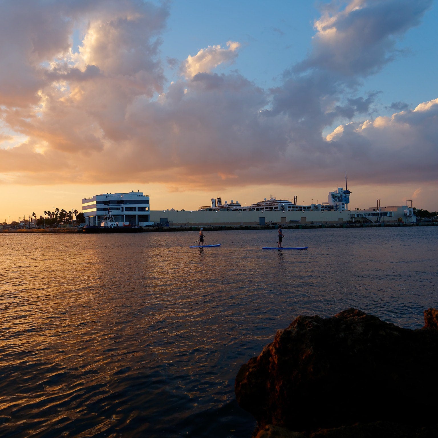 Earth River SUP 10-9 SKYLAKE GT™ Inflatable Paddle Board 2019/2020 (10'9"x30"x5")