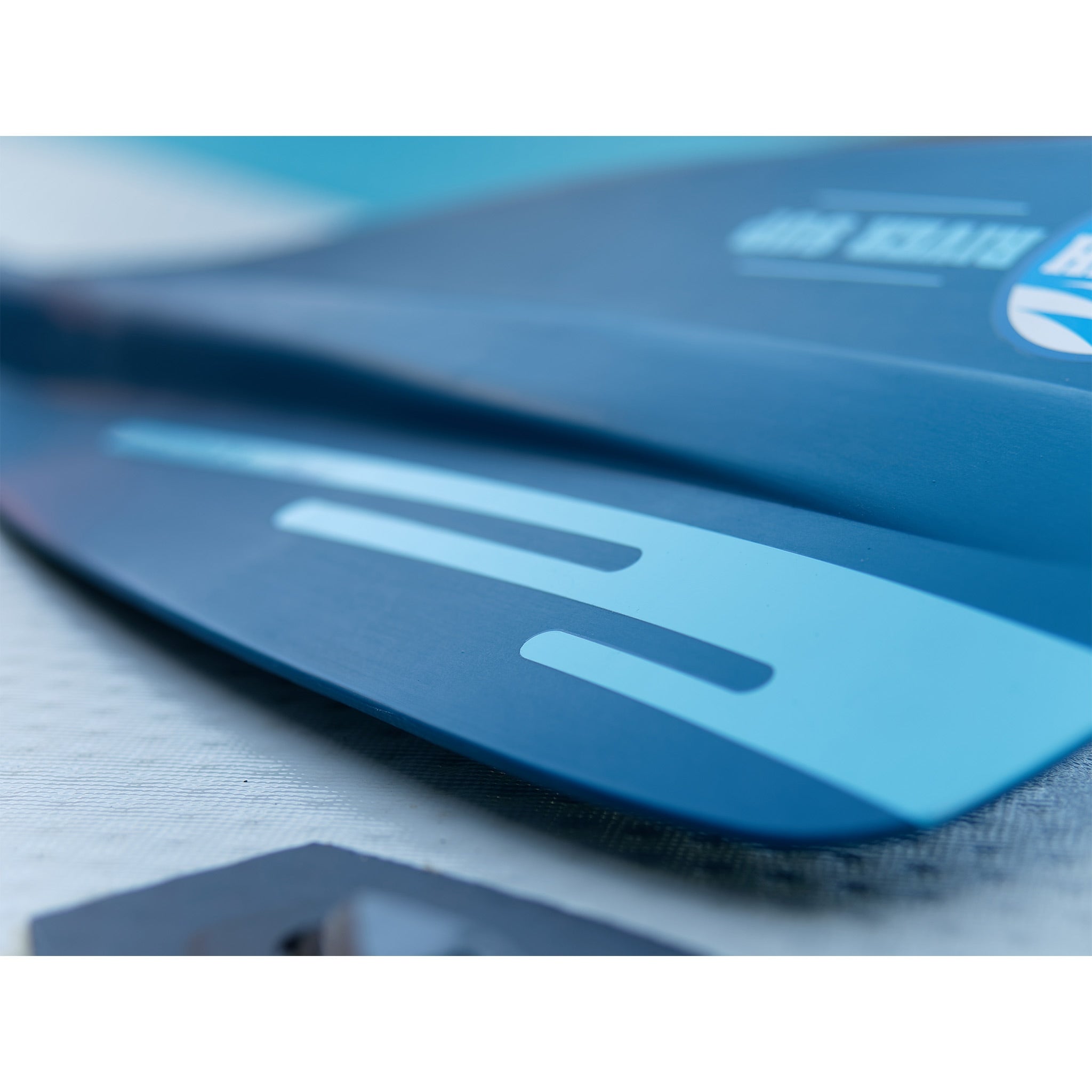 EARTH RIVER SUP FIBERGLASS NRF SUP PADDLE - 2|3 PIECE OPTIONS